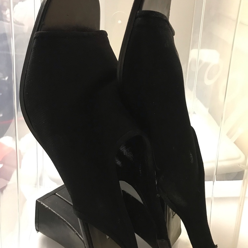 Meet your Posher, Carol